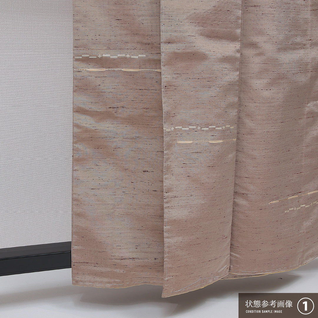 小紋 (牛首紬) 袷 身丈156cm 裄丈63cm 正絹 Aランク インフォーマル バチ衿 Mサイズ 創作柄 ベージュ系 M4 1221-15479