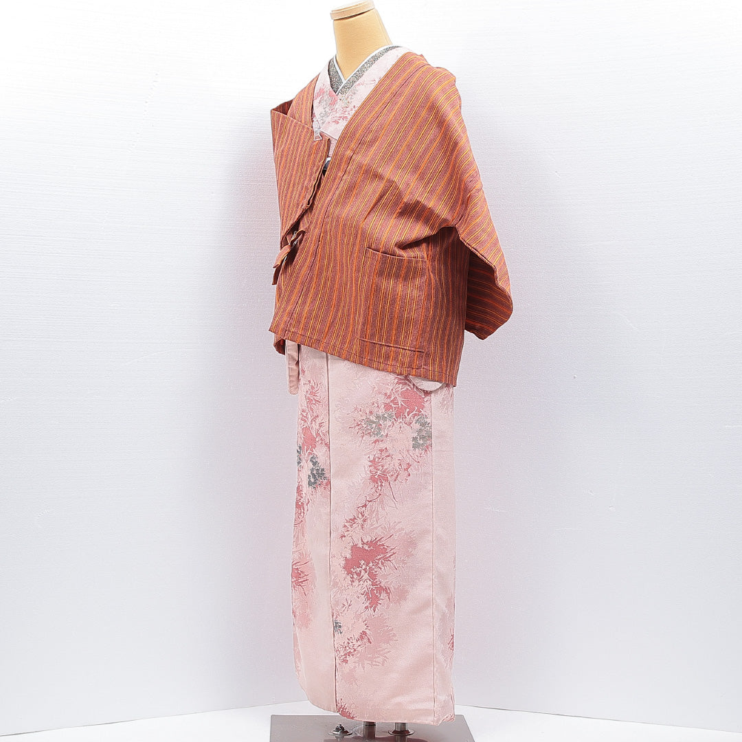 ウールの道中着（紬） 洗える着物 単衣 身丈69cm 裄丈66cm ウール Sランク Mサイズ カジュアル 縞 朱系 1264-16816