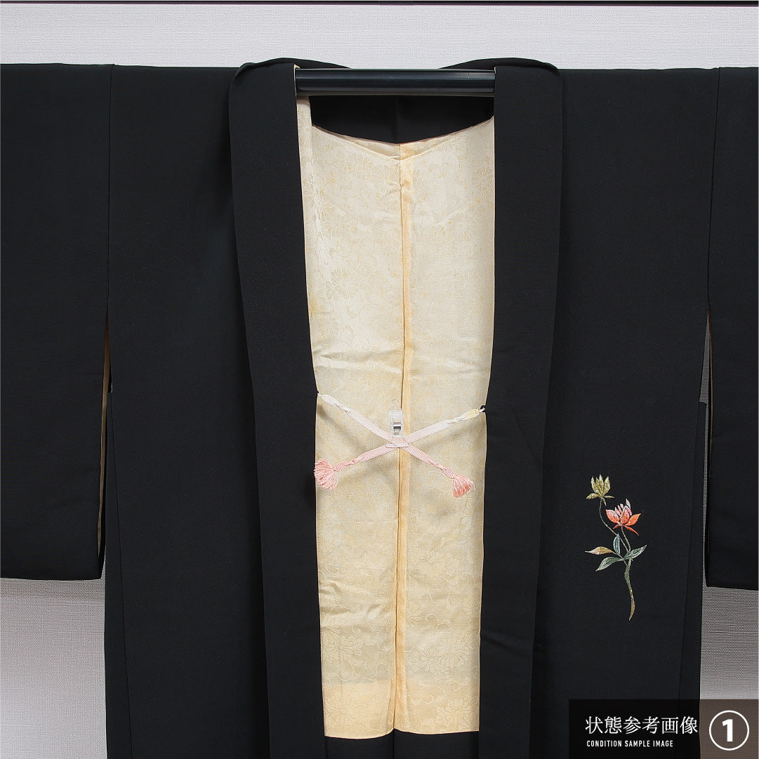 黒羽織 袷 身丈82cm 裄丈65cm 正絹 Aランク Mサイズ インフォーマル 紐あり 薔薇 絵羽羽織 蘇州刺繍 黒系 1217-16155