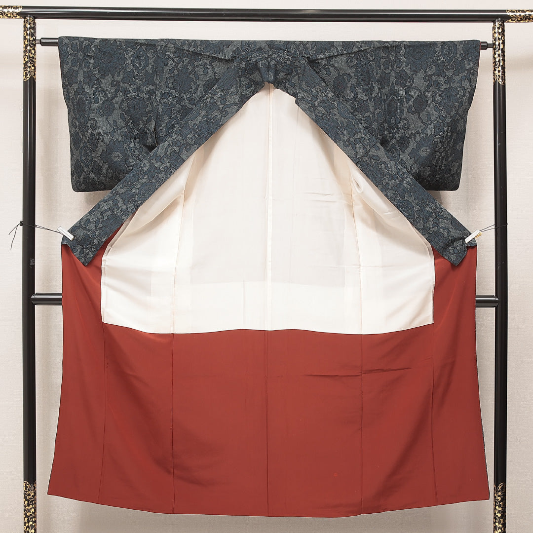 紬 袷 身丈150cm 裄丈61cm 正絹 Sランク カジュアル 広衿 Sサイズ 唐華 グレー系 M4 1223-16928