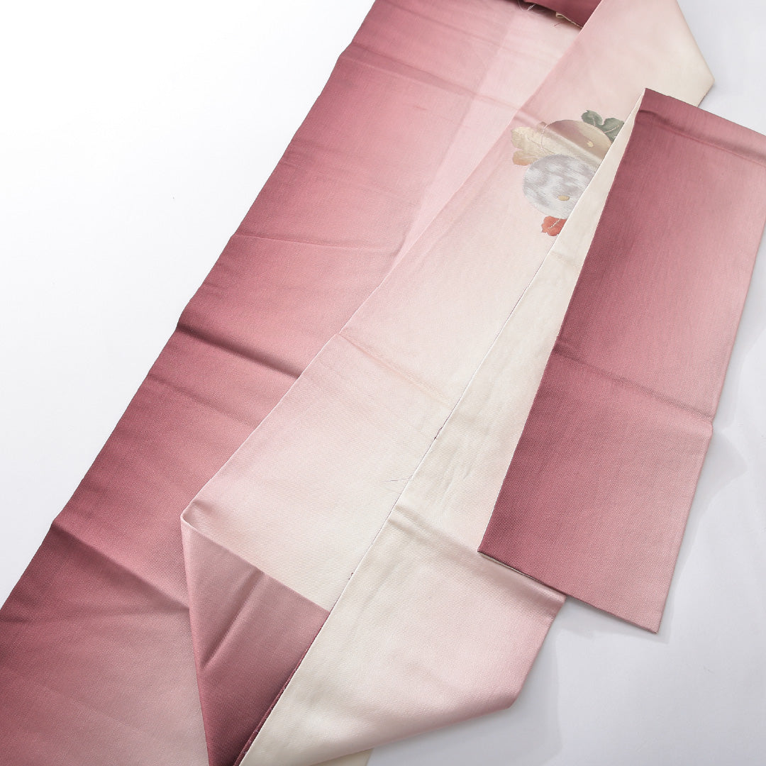 九寸名古屋帯 帯丈359cm 琳派 セミフォーマル 名古屋仕立て ポイント柄 Dランク 正絹 綴れ織 菊 ピンク系 グラデーション系 1224-03902