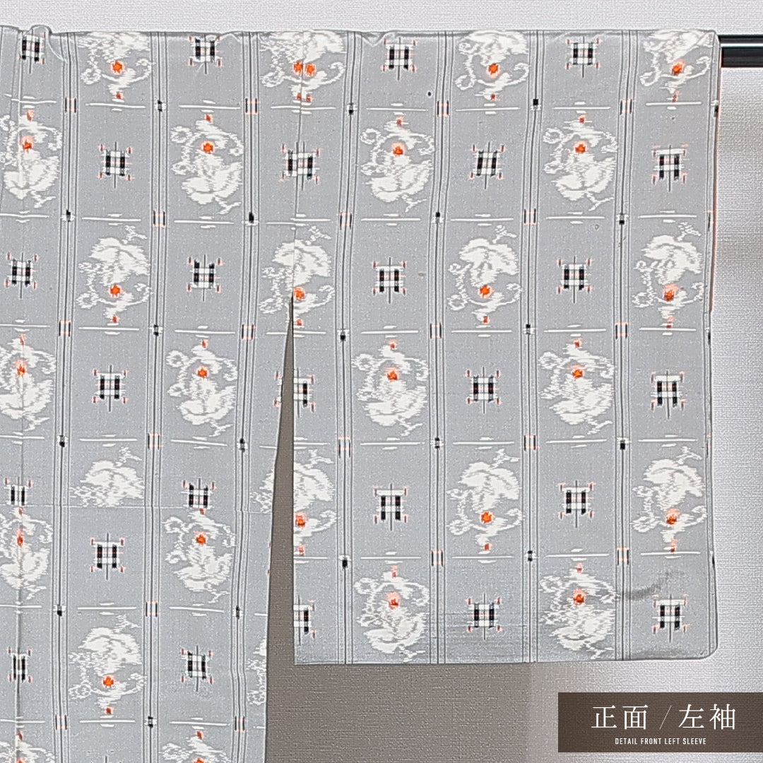 アンサンブル 紬 袷 身丈159cm 裄丈64cm 正絹 Aランク カジュアル バチ衿 Mサイズ 創作柄 グレー系 RP 1223-15935