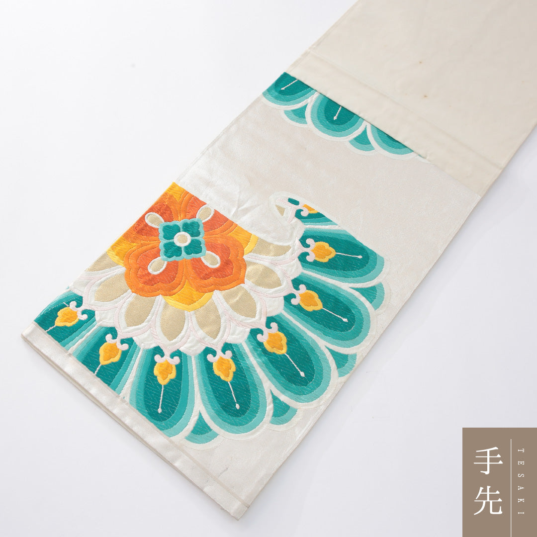 袋帯 帯丈428cm 正絹 六通 フォーマル 唐織 宝相華 白系 1243-02254