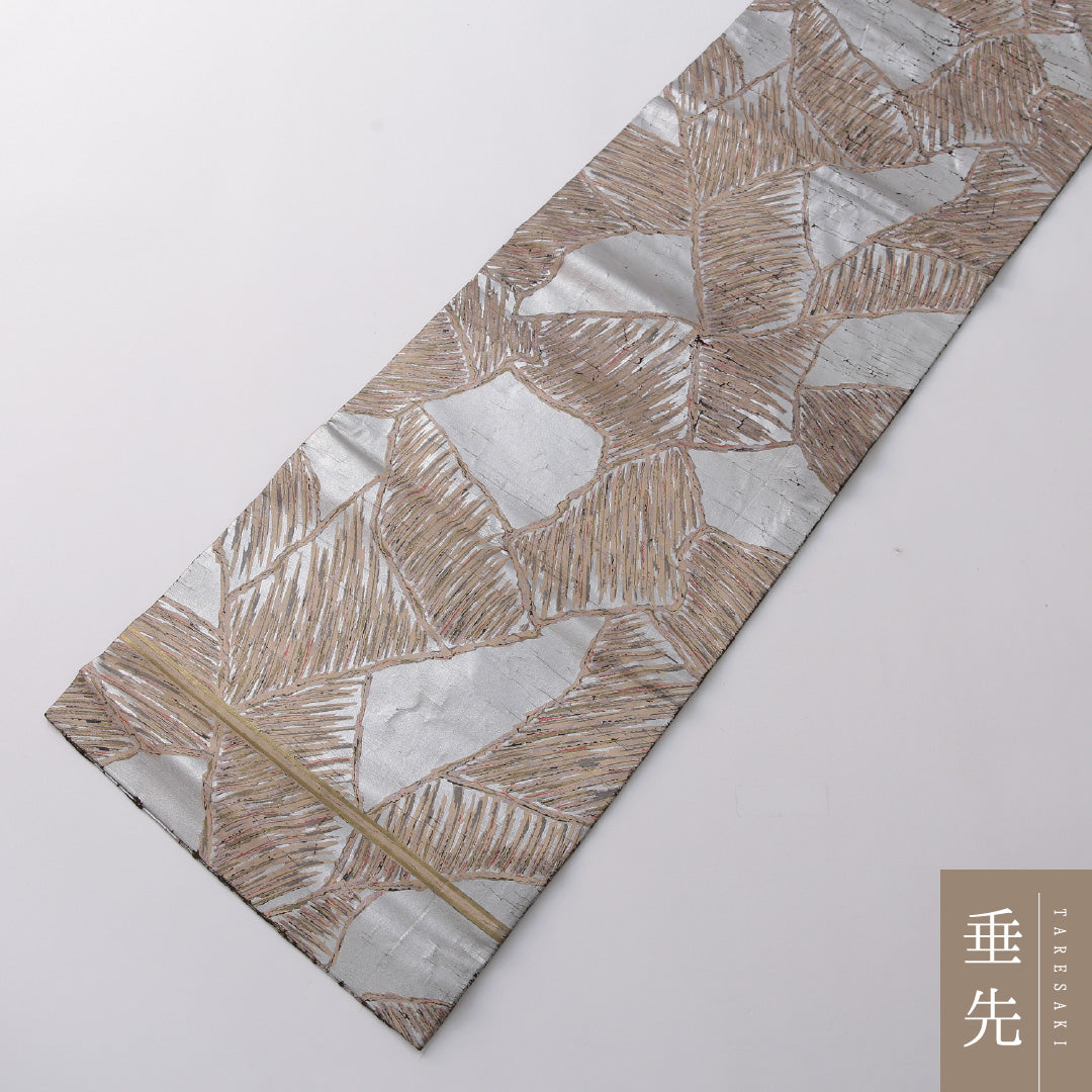 アンティーク 九寸名古屋帯 帯丈313cm カジュアル 名古屋仕立て 全通 Bランク 正絹 染め帯 ペンテ帯 創作柄 銀系 1224-03247