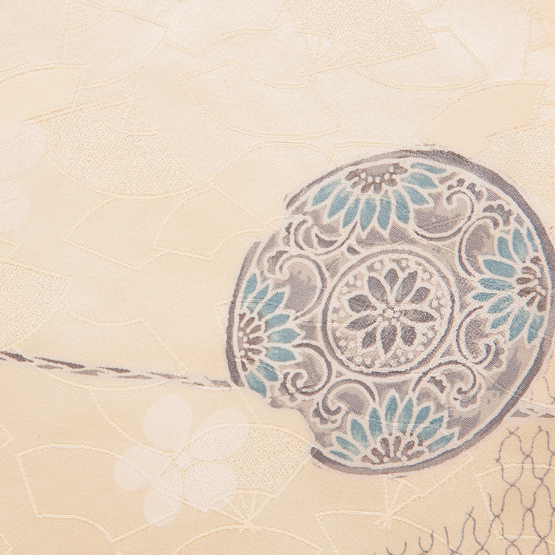 小紋 洗える着物 袷 身丈157cm 裄丈66cm ポリエステル Sランク Mサイズ 広衿 インフォーマル 鏡裏文 桜 クリーム系 1215-15792