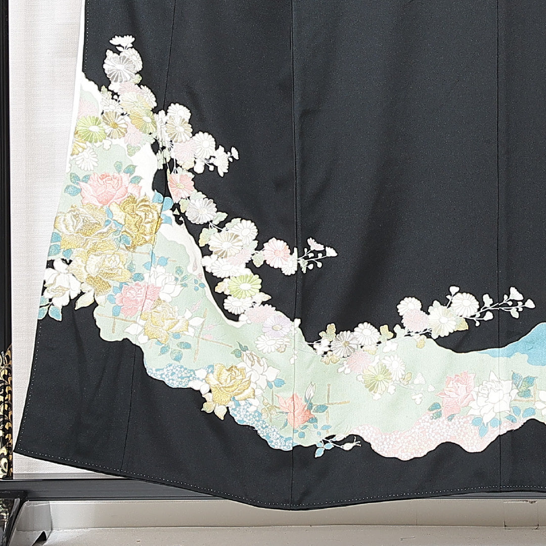 黒留袖 袷 身丈156cm 裄丈62cm 五つ紋 菊菱 フォーマル Cランク Mサイズ 正絹 比翼仕立て 広衿 菊 刺繍 1211-F0699