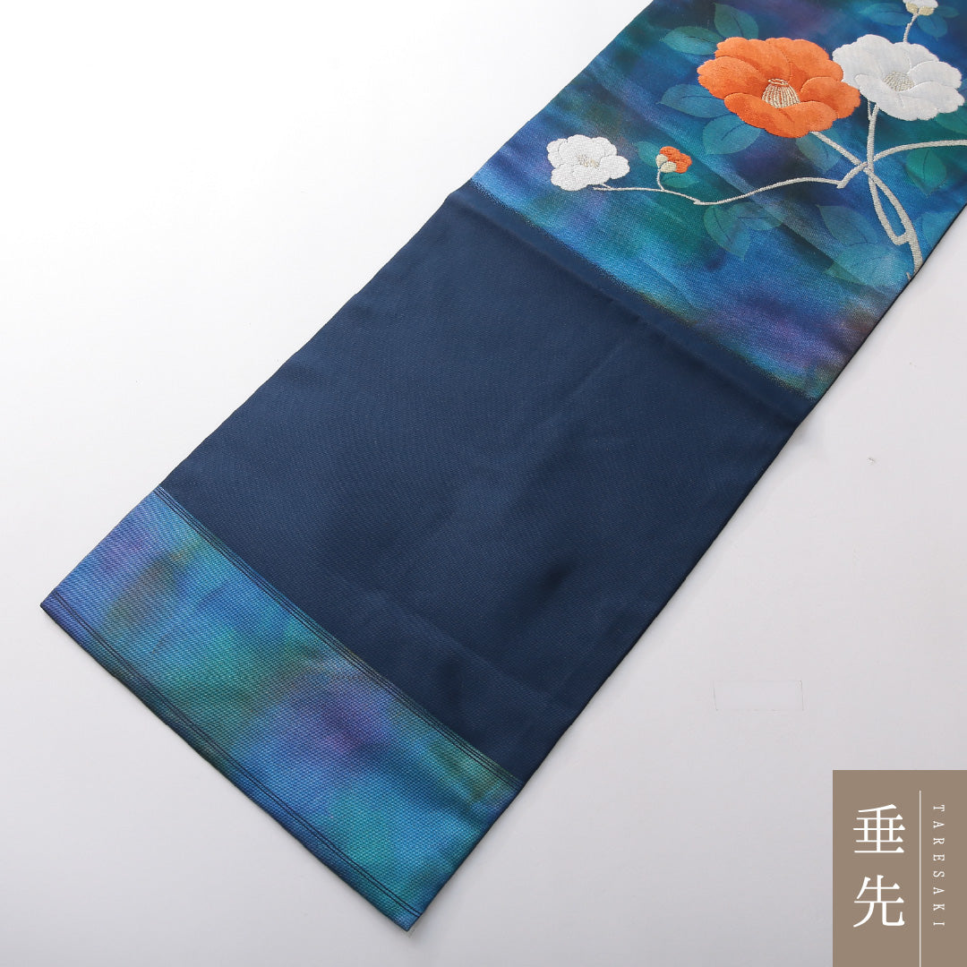 未使用品 九寸名古屋帯 帯丈361cm インフォーマル 名古屋仕立て ポイント柄 Sランク 正絹 綴れ織 椿 紺系 青系 1224-03818