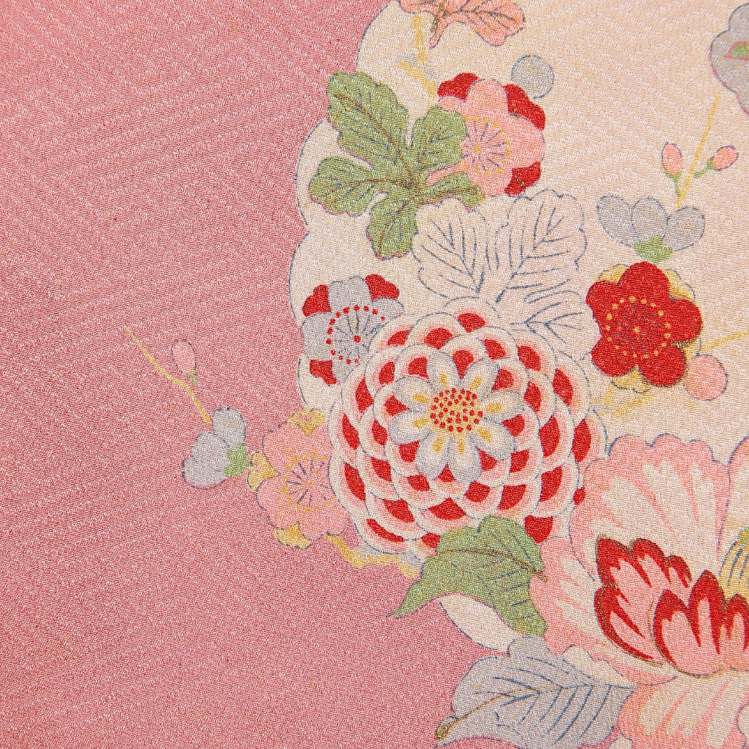 アンティーク 付下げ 袷 身丈145cm 裄丈60cm 正絹 Cランク XSサイズ バチ衿 紋意匠 紗綾形 雪輪 牡丹 ピンク系 1261-15977