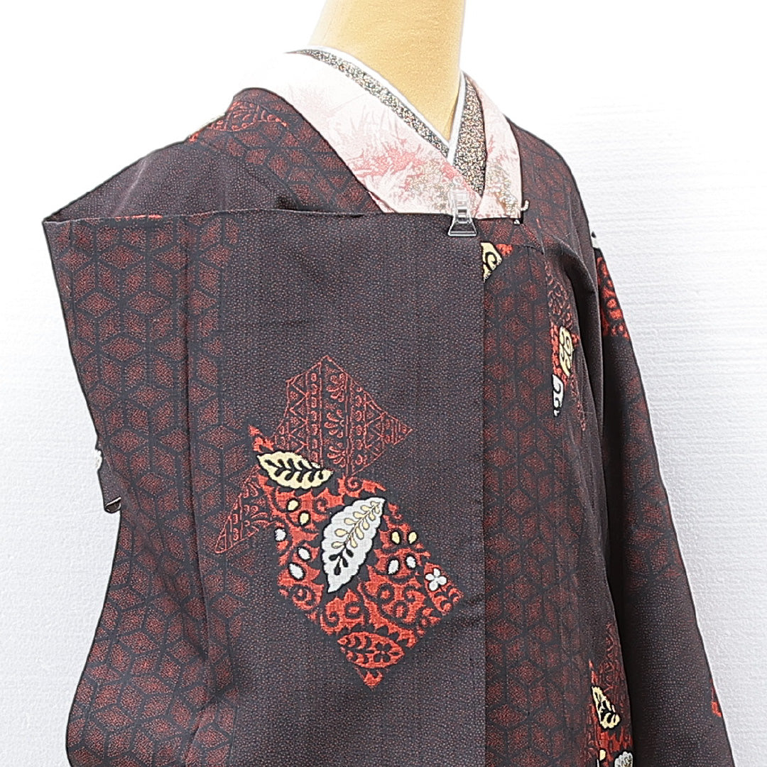 アンティーク 道行コート（お召） 袷 身丈89cm 裄丈63cm 正絹 Aランク Sサイズ ポケットあり 創作柄 黒系 赤系 1263-15186