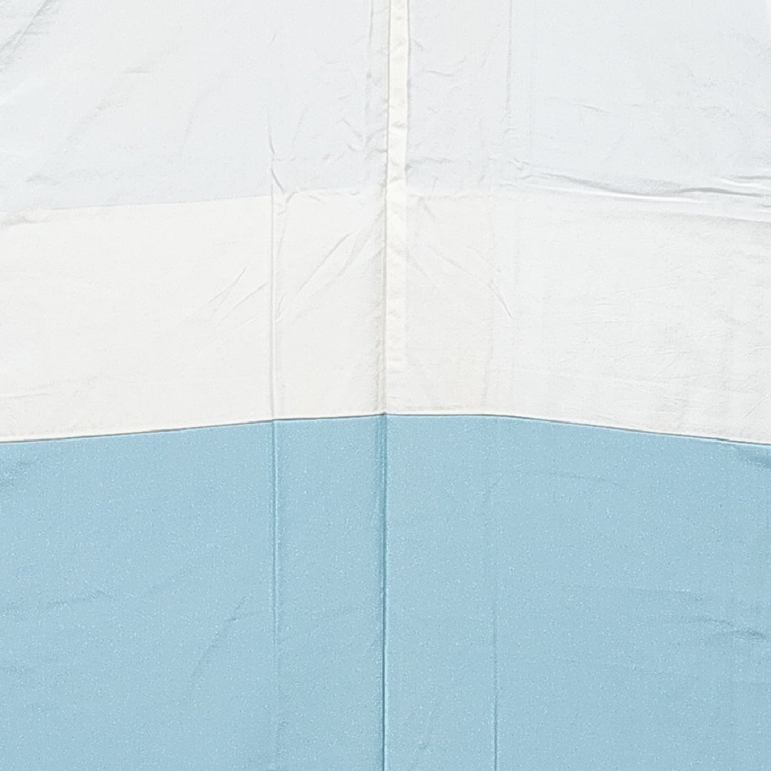 色無地 袷 身丈157cm 裄丈64cm 正絹 Bランク Mサイズ 広衿 一つ紋（橘） セミフォーマル 紋意匠 紅葉 無地 水色系 1214-15670