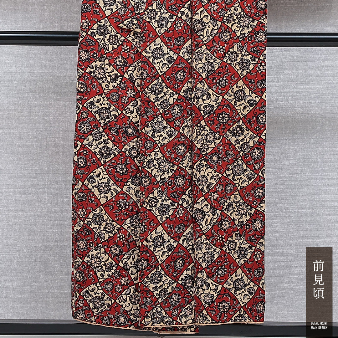 アンティーク 小紋 袷 身丈151cm 裄丈60cm 正絹 Cランク Sサイズ バチ衿 花柄 多色系 赤系 1215-16035