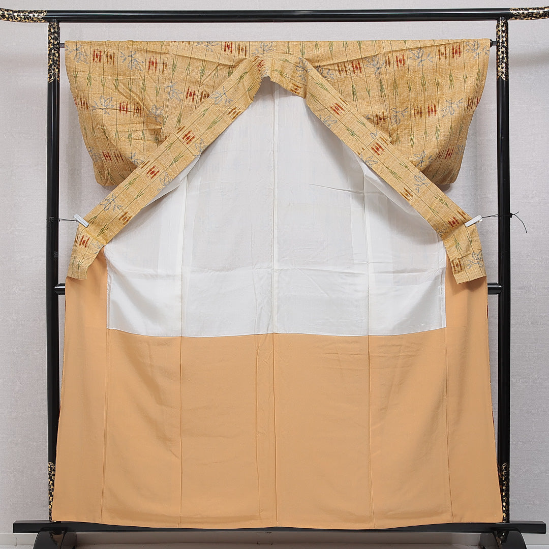 紬 袷 身丈162cm 裄丈65cm 正絹 Sランク カジュアル 広衿 Lサイズ 花柄 ベージュ系 RP 1223-16075
