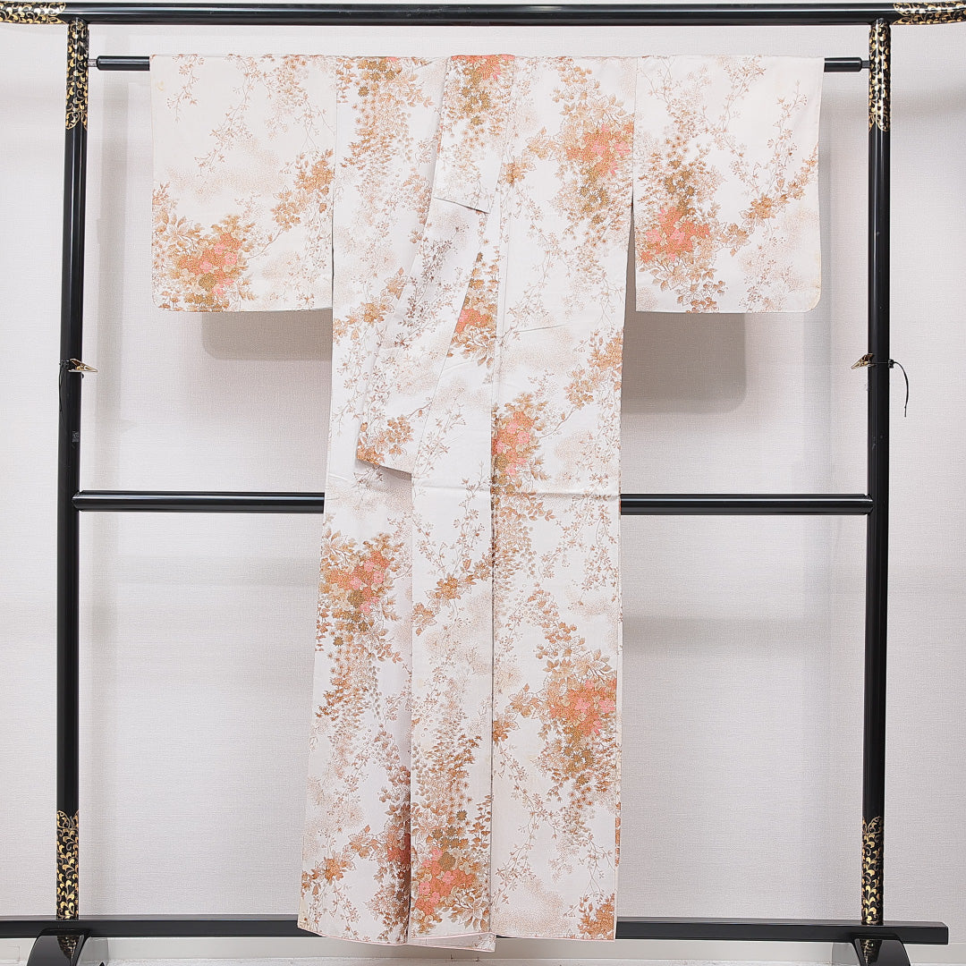 お召 袷 身丈152cm 裄丈63cm 正絹 Cランク Sサイズ 広衿 インフォーマル 牡丹 白系 金系 1265-15742