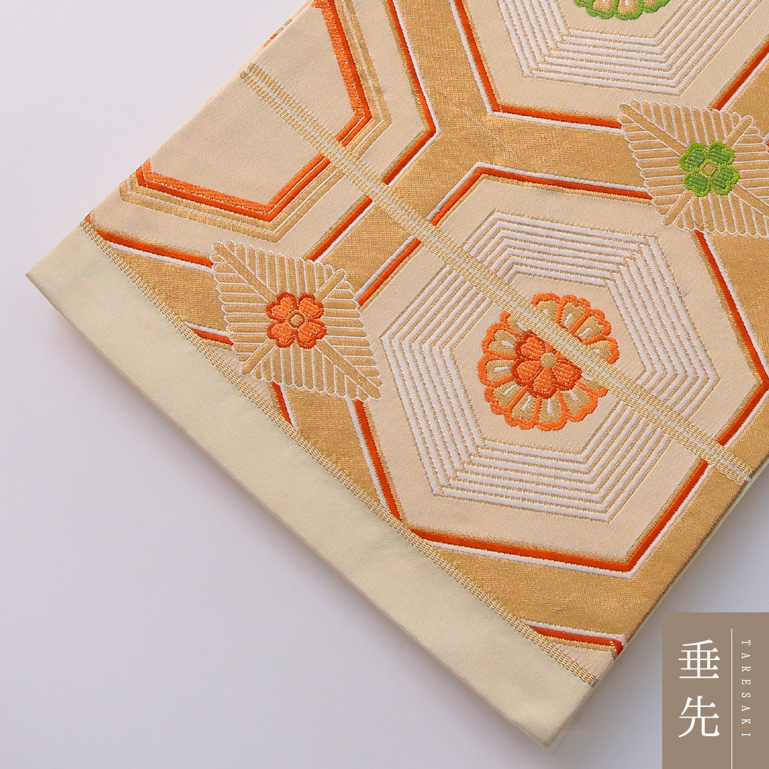 袋帯 帯丈408cm 正絹 六通 フォーマル 亀甲 菊 吉祥文様 クリーム系 金系 1243-01967