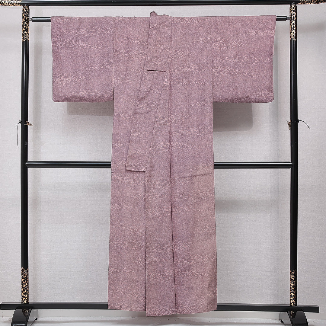 小紋 袷 身丈153cm 裄丈62cm 正絹 Aランク Sサイズ 広衿 一つ紋 セミフォーマル 落款 ピンク系 1215-15867