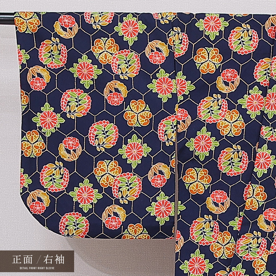 小紋 単衣 身丈151cm 裄丈63cm 正絹 Dランク Sサイズ バチ衿 インフォーマル 亀甲 菊 紺系 1215-15482