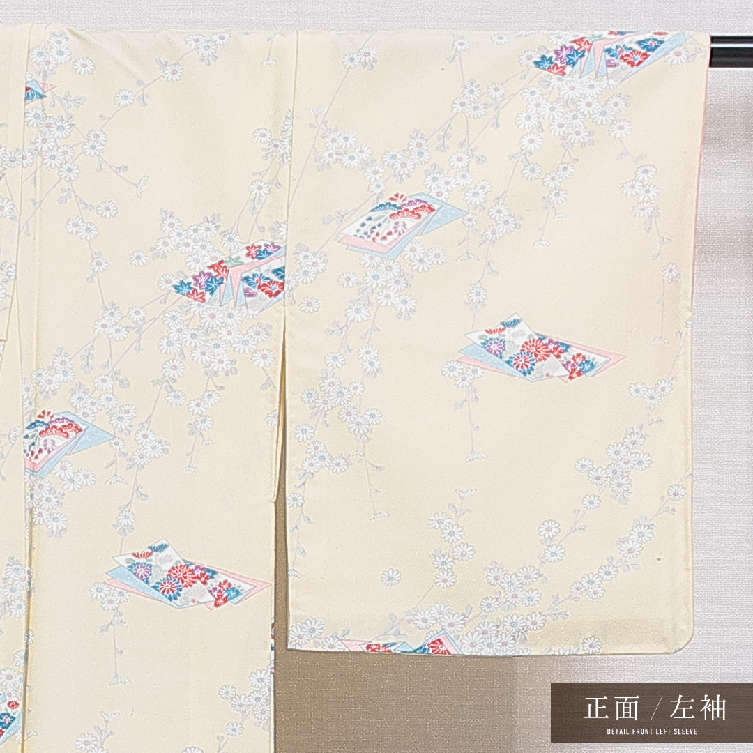 洗える着物 小紋 袷 身丈151cm 裄丈61cm ポリエステル Cランク インフォーマル バチ衿 Sサイズ 色紙 菊 黄系 LP 1221-15989