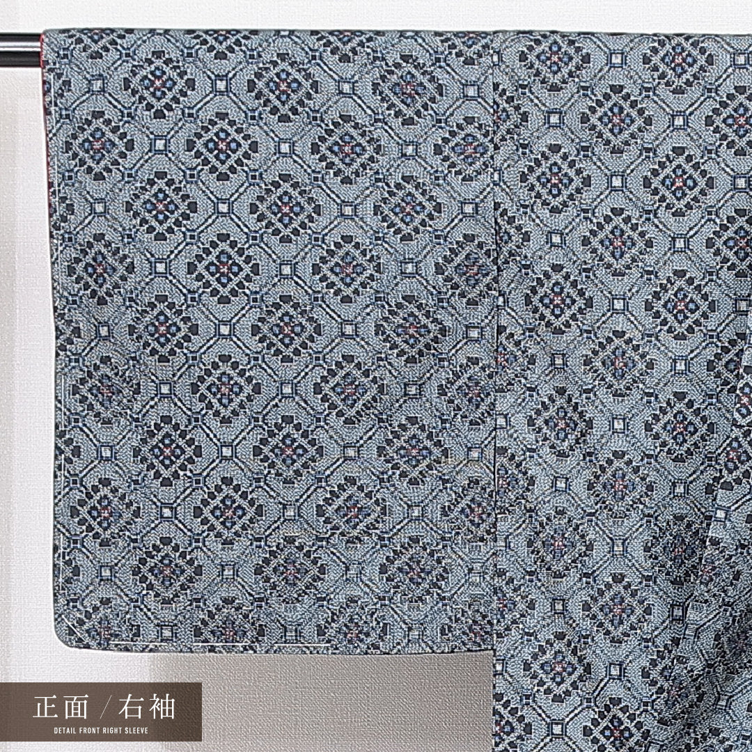 大島紬 袷 身丈157cm 裄丈63cm 正絹 Sランク インフォーマル 広衿 Mサイズ 蜀江 グレー系 RP 1223-15053