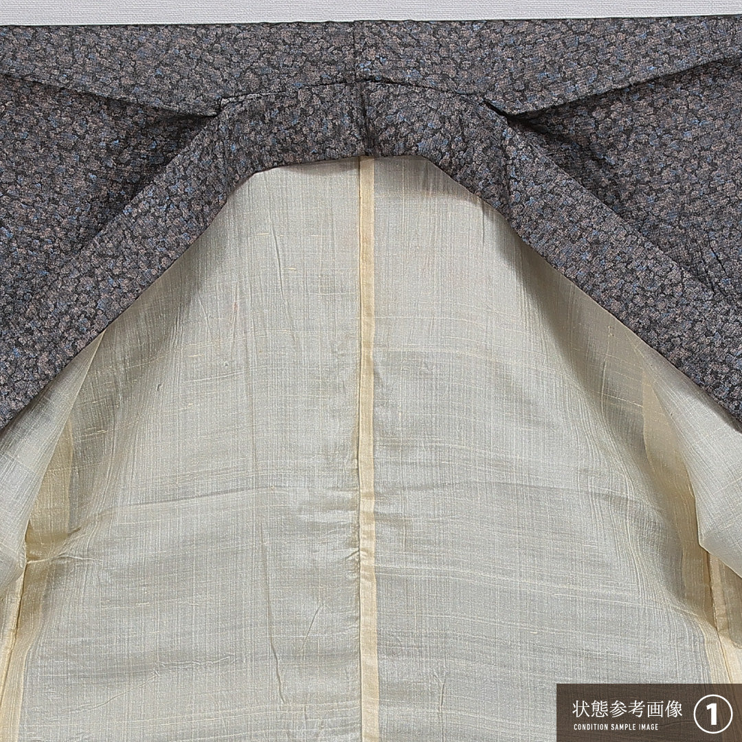 アンティーク 紬 袷 身丈152cm 裄丈64cm 正絹 Aランク バチ衿 Sサイズ 抽象柄 グレー系 RP 1223-15929