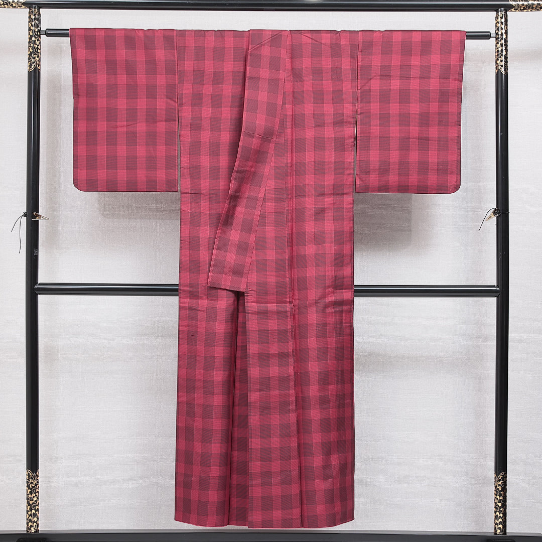 紬 袷 身丈147cm 裄丈62cm 正絹 Cランク カジュアル 広衿 XSサイズ 格子 赤系 LP 1223-16419