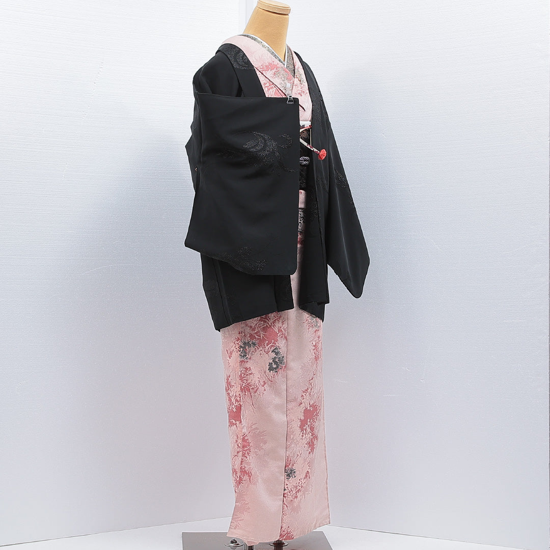 黒羽織 袷 身丈78cm 裄丈63cm 正絹 Aランク 一つ紋 (五三桐) セミフォーマル Sサイズ 漆糸 紐あり 菊 黒系 RP 1233-16832