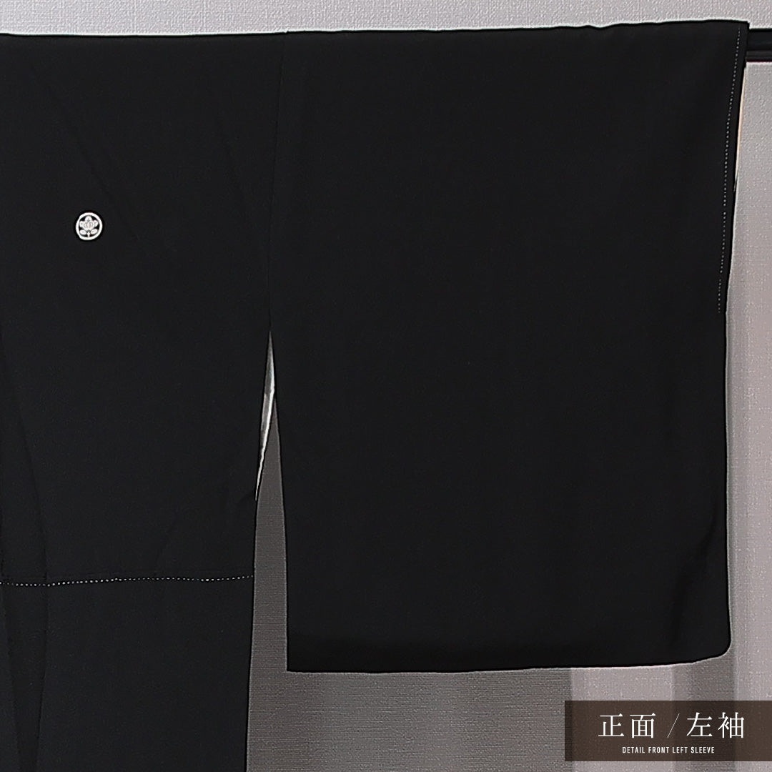 黒留袖 袷 身丈159cm 裄丈64cm 三つ紋 丸に橘 フォーマル Aランク Mサイズ 正絹 比翼仕立て 広衿 牡丹 松 落款 1211-F0679