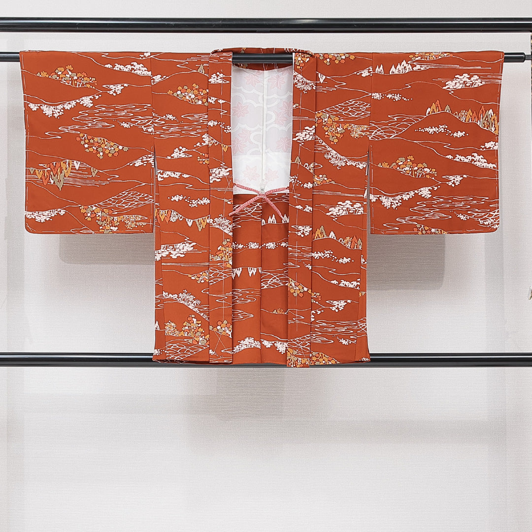 未使用品 羽織 袷 身丈79cm 裄丈63cm 正絹 Nランク カジュアル Sサイズ 紐あり しつけ糸 山 茶系 RP 1232-15318