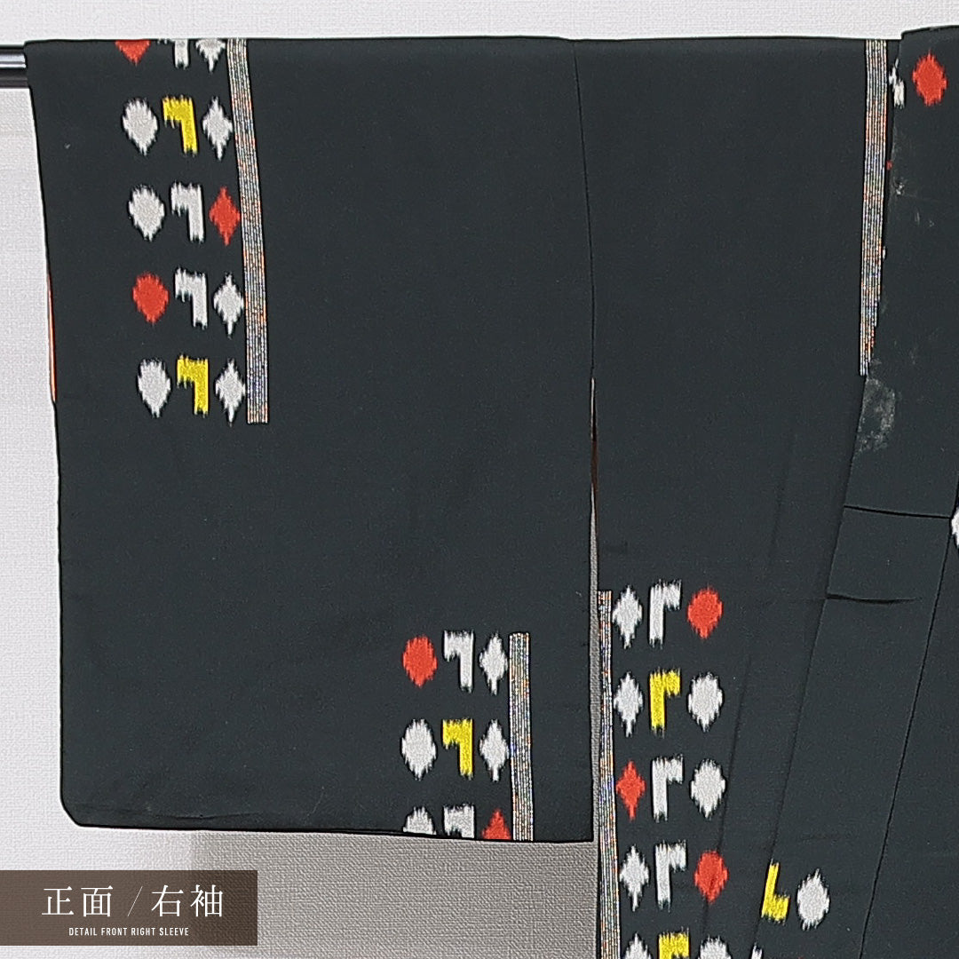 アンティーク お召 袷 身丈155cm 裄丈61cm 正絹 Cランク バチ衿 Mサイズ 抽象柄 黒系 RP 1222-15216