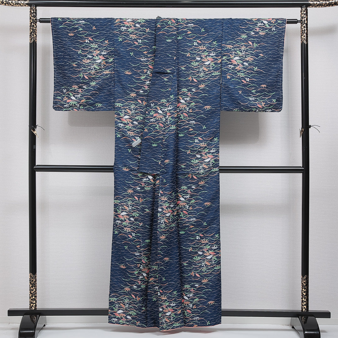 小紋 袷 身丈158cm 裄丈63cm 正絹 Sランク インフォーマル 広衿 Mサイズ 芝草 笹 紺系 RP 1221-16048