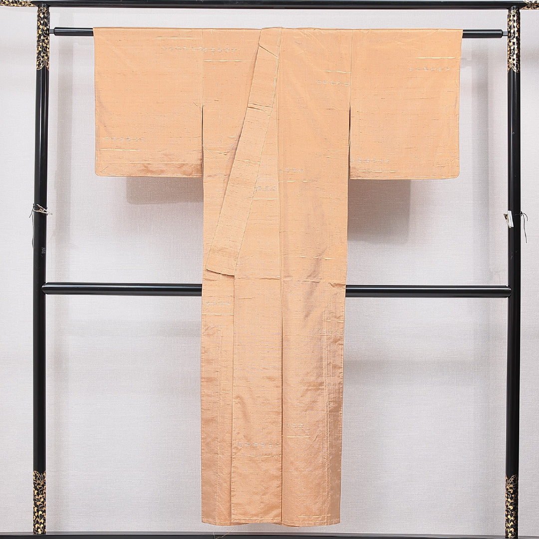 紬 単衣 身丈148cm 裄丈62cm 正絹 Dランク XSサイズ バチ衿 カジュアル 肩当て 無地 黄系 1216-15581