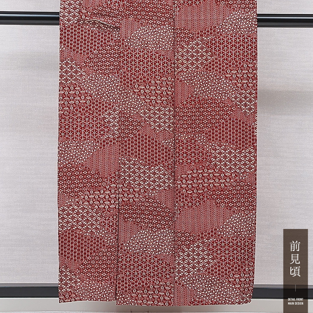 江戸小紋（寄せ柄） 単衣 身丈154cm 裄丈65cm 正絹 Cランク Sサイズ 広衿 インフォーマル 赤系 1262-15679