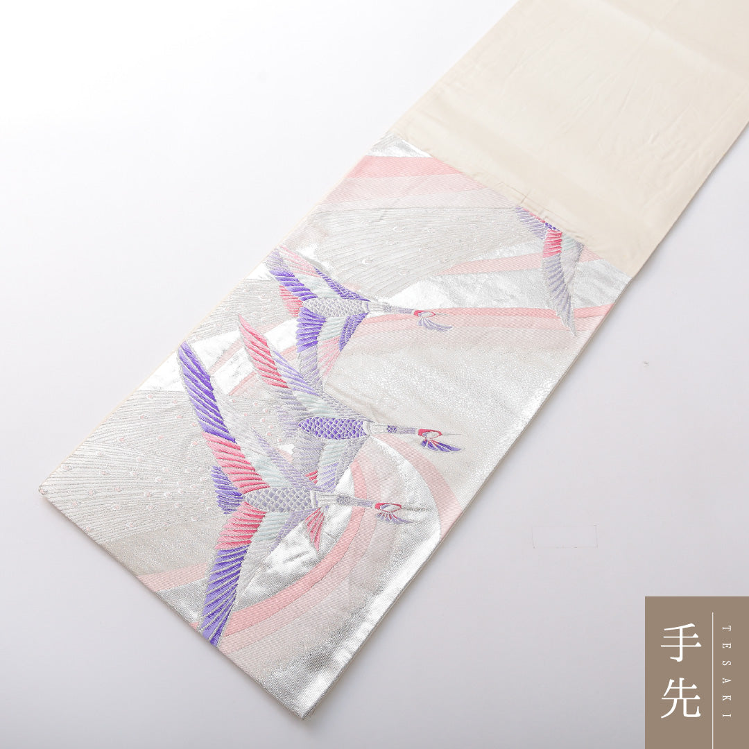 振袖用 袋帯 帯丈436cm 六通 Aランク 正絹 千鳥 クリーム系 銀系 1223-02077