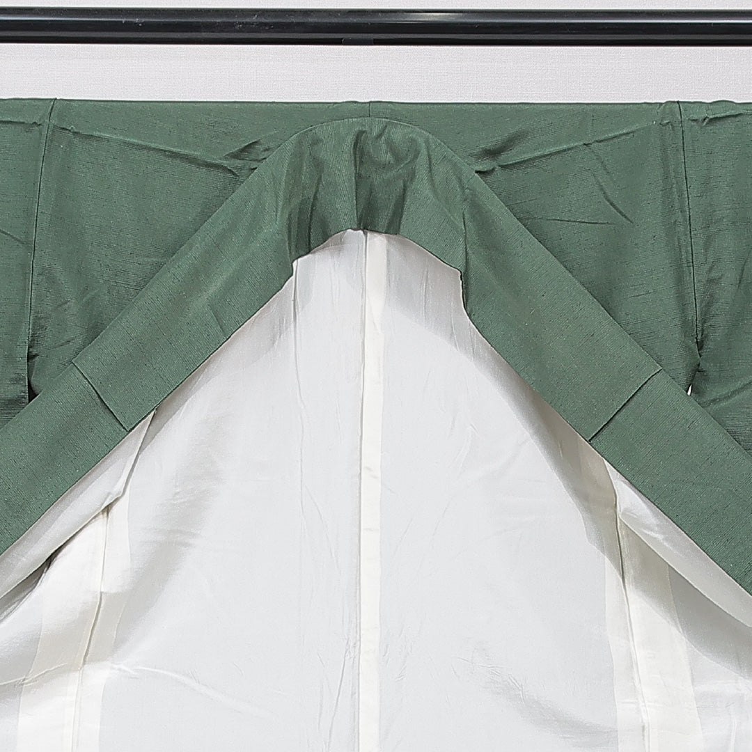 色無地（紬） 袷 身丈159cm 裄丈65cm 正絹 Cランク Mサイズ 広衿 インフォーマル 無地 緑系 1214-15609