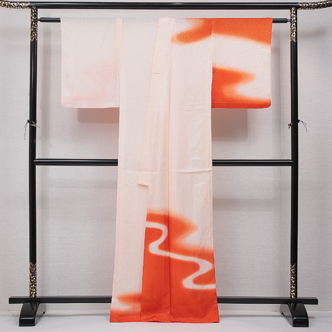 訪問着 洗える着物 単衣 身丈163cm 裄丈63cm ポリエステル Aランク Lサイズ バチ衿 セミフォーマル 紋意匠 紗綾形 流水 ピンク系 1212-15674