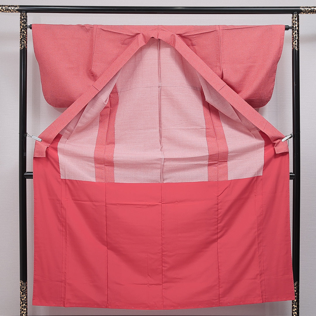 江戸小紋（鮫） 洗える着物 胴抜き 身丈158cm 裄丈64cm ポリエステル Sランク Mサイズ バチ衿 インフォーマル 赤系 1262-16410