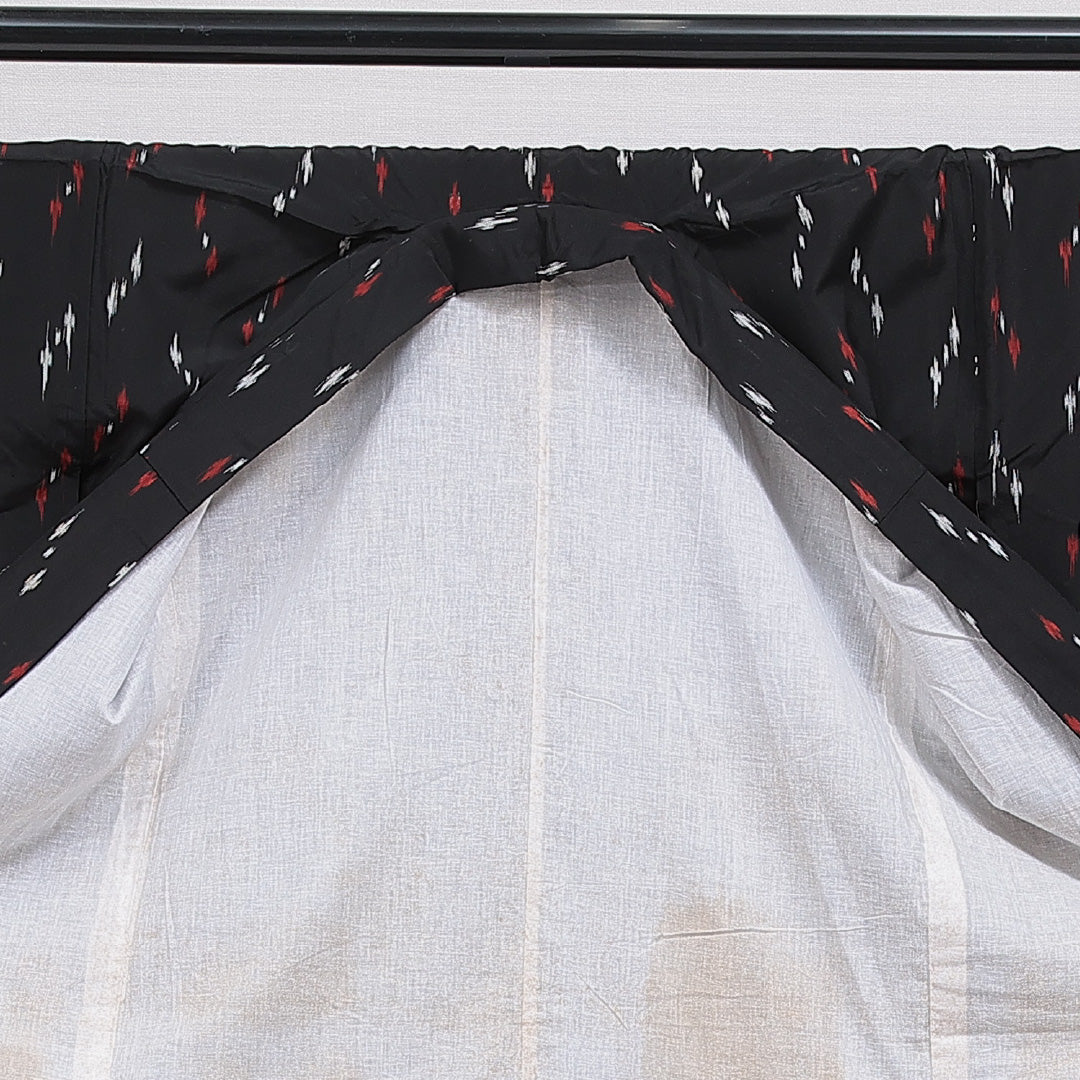 アンティーク お召 袷 身丈143cm 裄丈62cm 正絹 Bランク XSサイズ バチ衿 創作柄 黒系 1265-15967