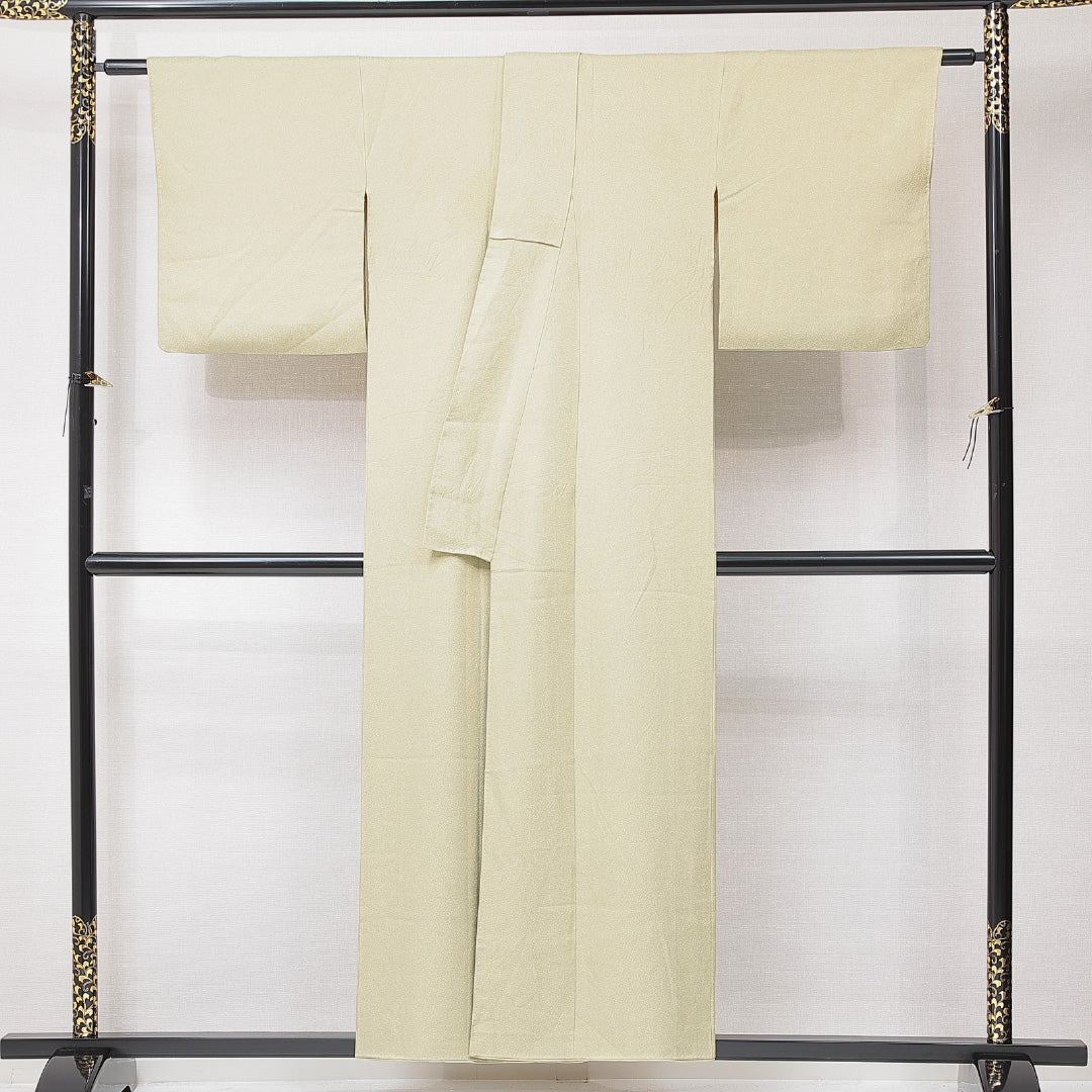 色無地 袷 身丈152cm 裄丈61cm 正絹 Bランク 一つ紋 (八つ鷹の羽車) セミフォーマル 広衿 Sサイズ 草木染め 本草木染作家 瑞寶 作家物 落款 無地 緑系 RP 1219-15211
