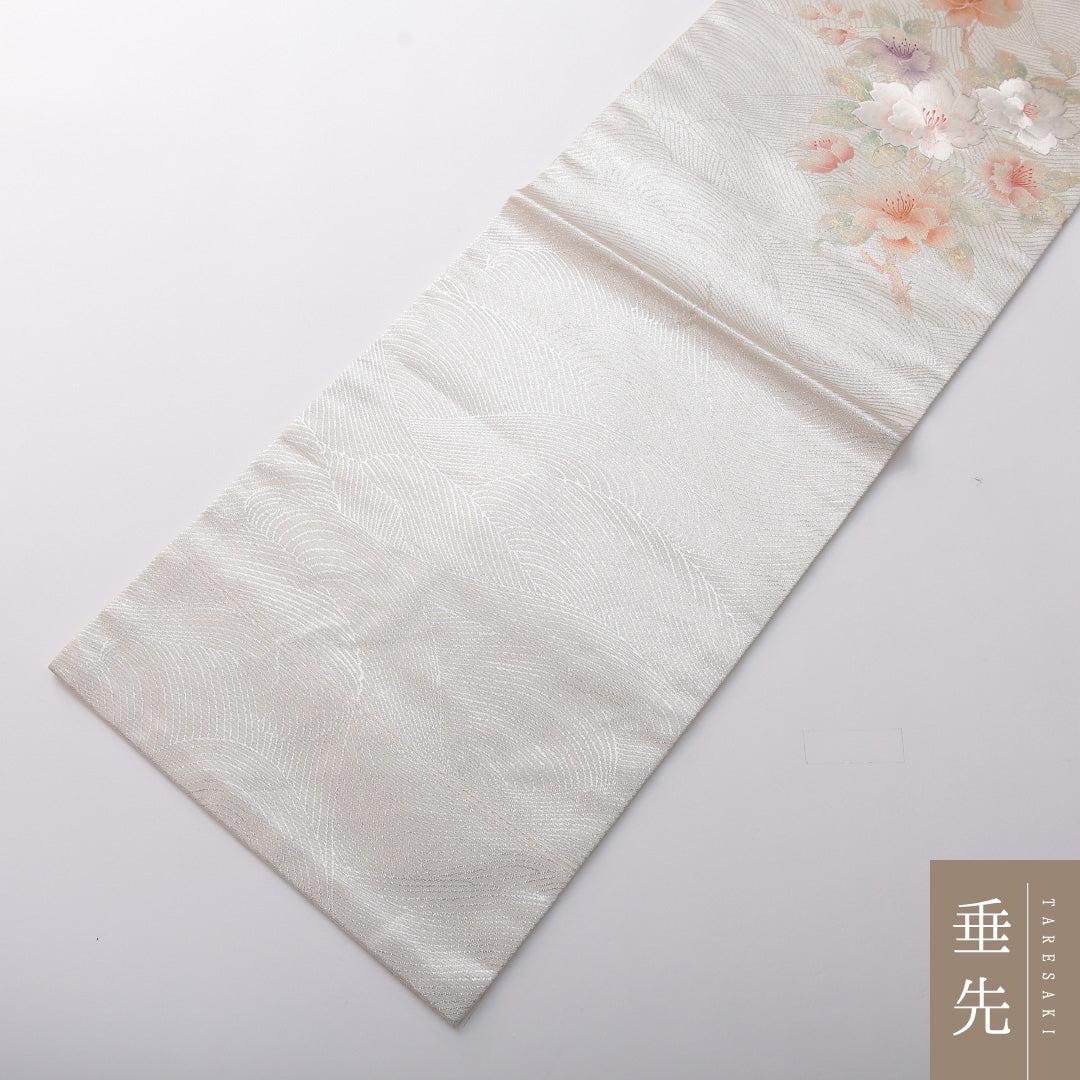 九寸名古屋帯 帯丈353cm セミフォーマル 名古屋仕立て ポイント柄 Aランク 正絹 相良刺繡 牡丹 銀系 1224-03503