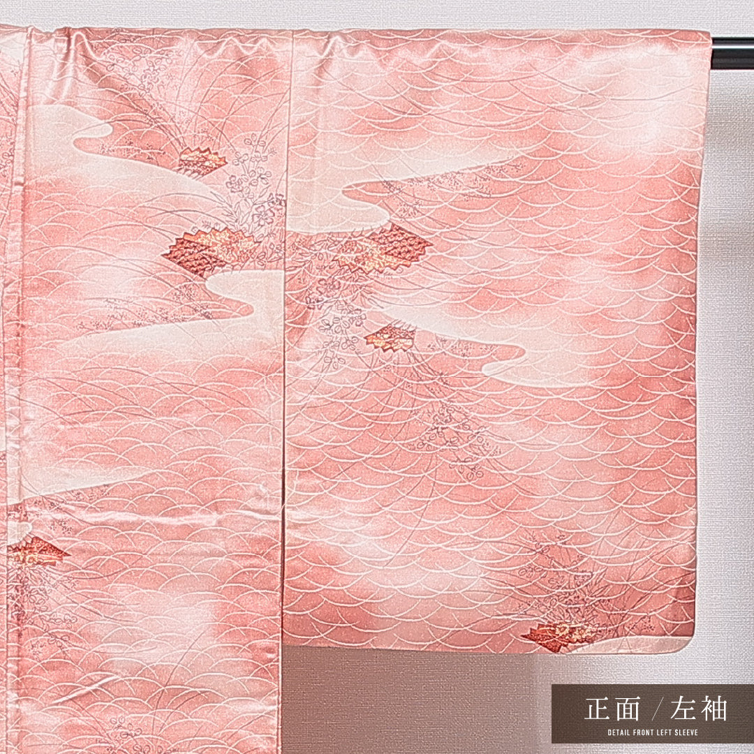 洗える着物 小紋 袷 身丈158cm 裄丈64cm ポリエステル Sランク インフォーマル 広衿 Mサイズ エ霞 桜 ピンク系 RP 1221-15993
