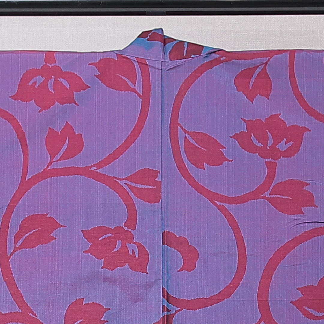 アンティーク 羽織 (銘仙) 袷 身丈97cm 裄丈62cm 正絹 Aランク バチ衿 Sサイズ 唐華 紫系 RP 1232-15176