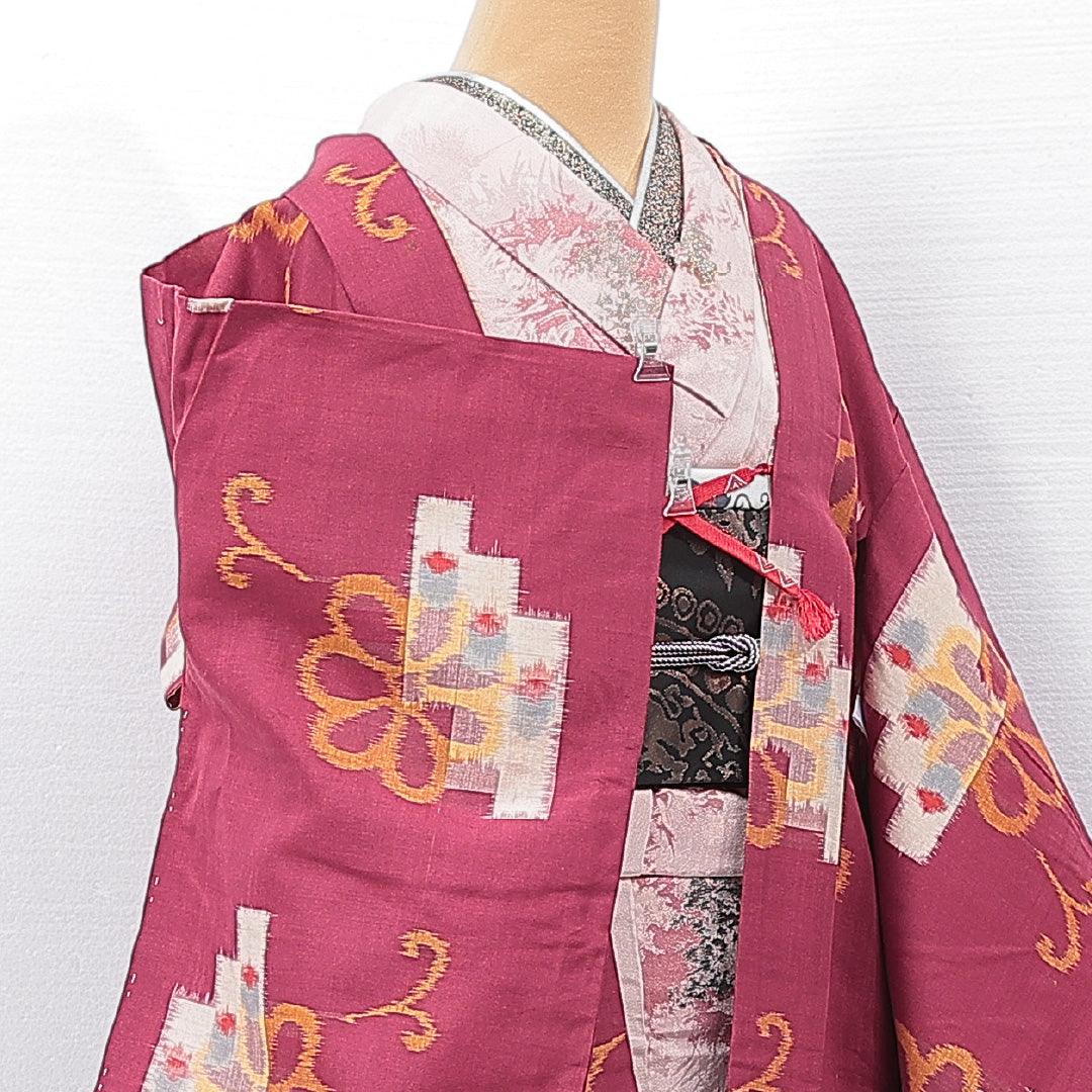 アンティーク 羽織（銘仙） 袷 身丈97cm 裄丈63cm 正絹 Aランク Sサイズ バチ衿 紐あり 菊 紫系 赤系 1217-15178