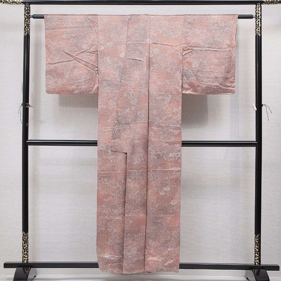 小紋 袷 身丈157cm 裄丈62cm 正絹 Cランク インフォーマル 広衿 Mサイズ 菊 ピンク系 LP 1221-15514
