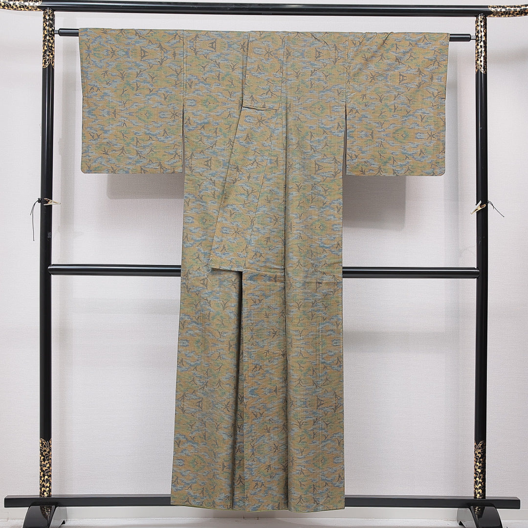 大島紬 袷 身丈153cm 裄丈63cm 正絹 Cランク インフォーマル 広衿 Sサイズ 経緯絣 創作柄 緑系 HP 1223-15696