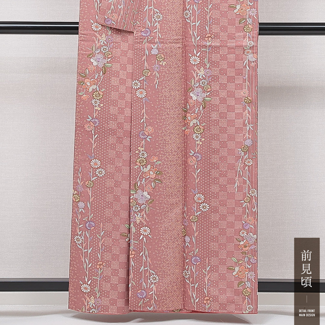 洗える着物 小紋 袷 身丈159cm 裄丈63cm ポリエステル Sランク インフォーマル 広衿 Mサイズ 市松 椿 ピンク系 RP 1221-15036
