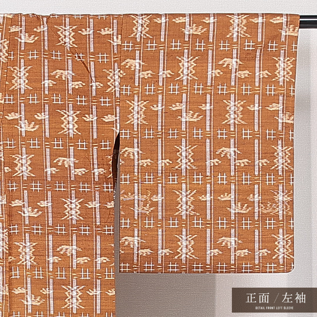 紬 単衣 身丈149cm 裄丈62cm 正絹 Sランク カジュアル 広衿 XSサイズ 十字絣 創作柄 茶系 RP 1223-15330
