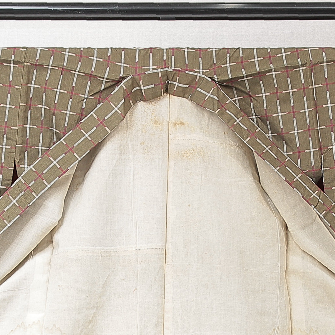 紬 袷 身丈145cm 裄丈60cm 正絹 Bランク XSサイズ バチ衿 カジュアル 格子 緑系 1216-15234