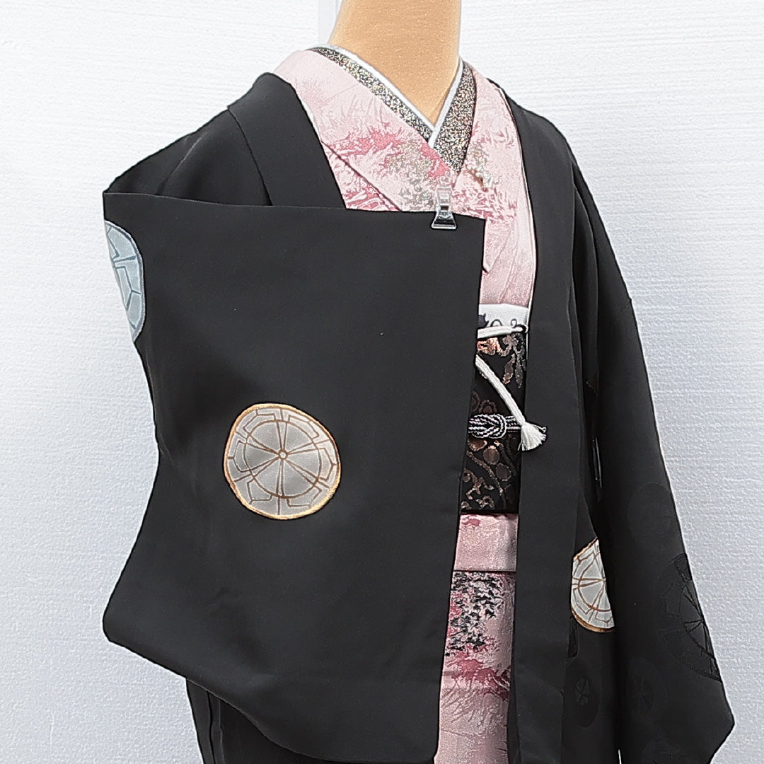 黒羽織 袷 身丈84cm 裄丈33cm 正絹 Aランク 一つ紋 (橘) セミフォーマル Sサイズ 紐あり 創作柄 黒系 RP 1233-15308