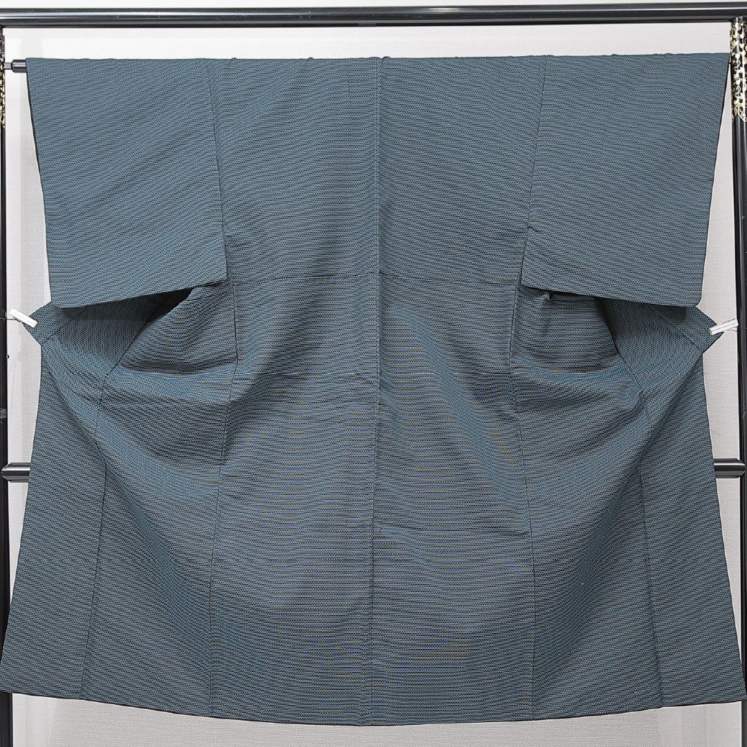 男着物 袷 身丈134cm 裄丈64cm 正絹 Aランク XSサイズ 棒衿 カジュアル 創作柄 紺系 1219-15236