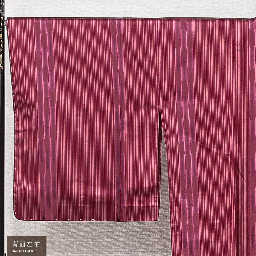 未使用品 道行コート 単衣 身丈134cm 裄丈67cm 正絹 Nランク セミフォーマル Lサイズ 肩当て ポケットあり しつけ糸 抽象柄 紫系 RP 1237-15247