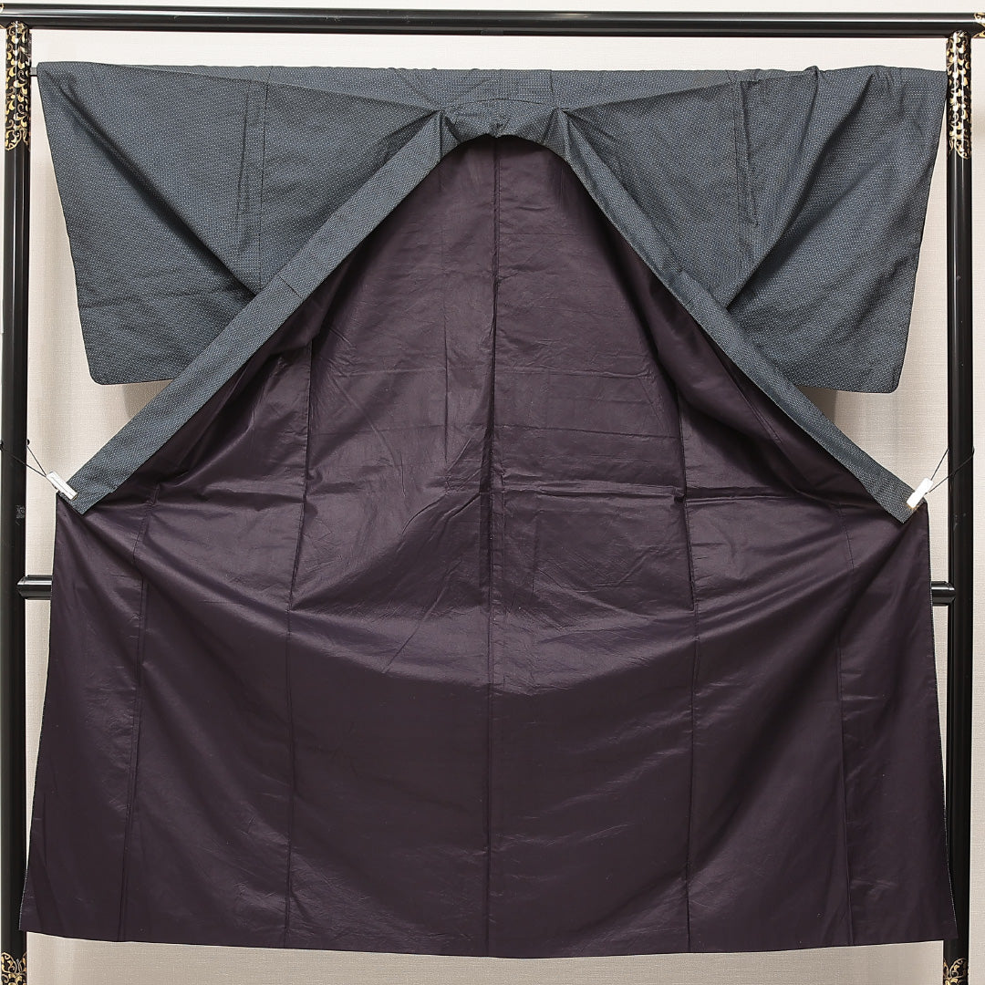 男着物 袷 身丈143cm 裄丈68cm 正絹 Cランク カジュアル 棒衿 Mサイズ 亀甲 紺系 LP 1224-16886
